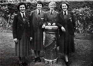 House Captains 1951, Inga far right